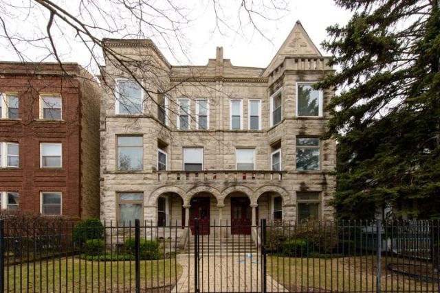 Apartments In Chicago Wrigleyville